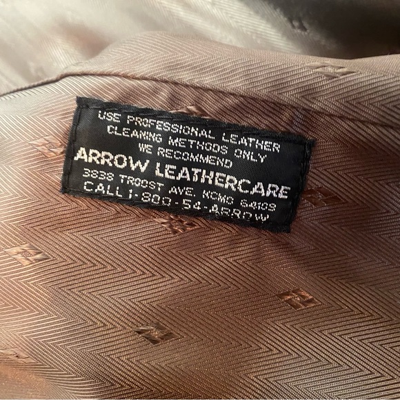 Remy Vintage Brown Buttery Soft Leather Belted Oversized Unisex Jacket, Med/Lg - Picture 9 of 16